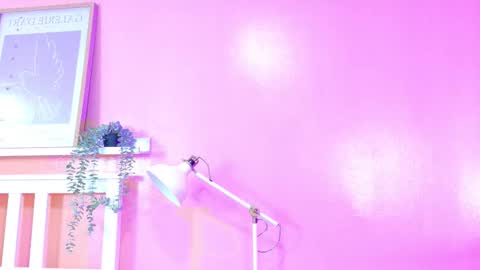 Snapshot of kendalmilleer chatting on February 7, 9:02 am online show from February 7, 9:02 am