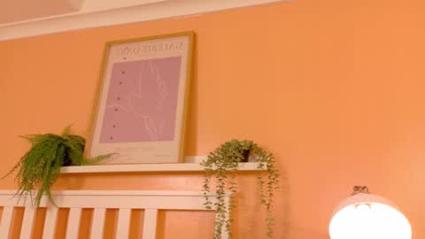 Snapshot of kendalmilleer chatting on February 10, 9:02 am online show from February 10, 9:02 am