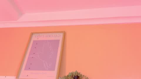 Snapshot of kendalmilleer chatting on April 6, 9:10 am online show from April 6, 9:10 am