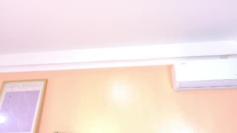 Snapshot of kendalmilleer chatting on April 10, 9:03 am online show from April 10, 9:03 am