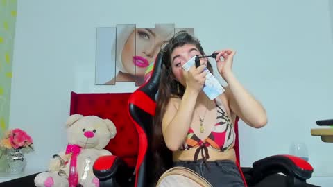 KENDALYENER online show from February 26, 2:25 pm