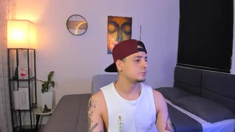 kendel_dimitri online show from July 9, 4:38 am