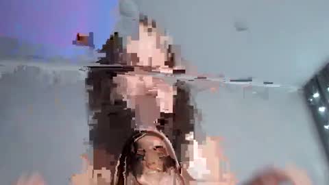 Snapshot of kendi_snow chatting on January 17, 10:33 am kendi snow online show from January 17, 10:33 am