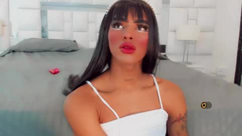 Kendra Bailey online show from January 16, 9:40 pm