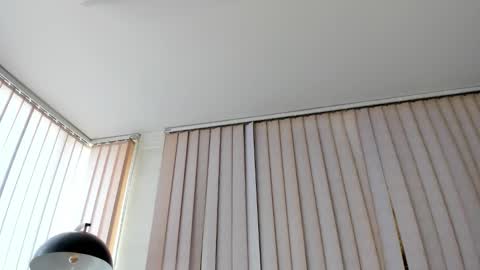 Kendra crow online show from December 21, 12:56 pm