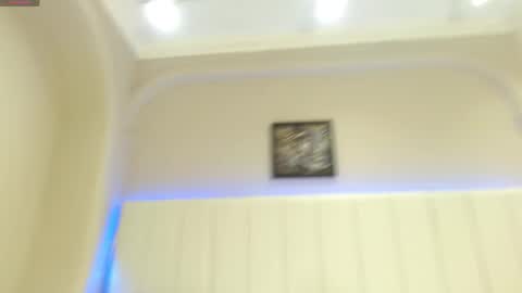 kendra_lux1 online show from October 31, 1:45 pm