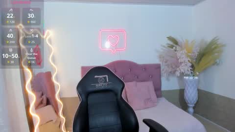 Snapshot of kendra_tay chatting on December 21, 3:13 am kendra online show from December 21, 3:13 am