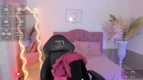 Snapshot of kendra_tay chatting on January 10, 2:57 am kendra online show from January 10, 2:57 am