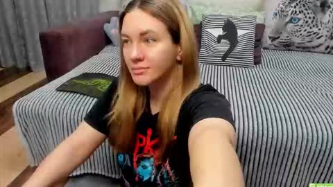 Kendra online show from February 10, 11:53 pm