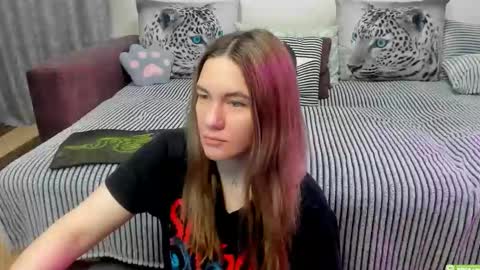 Kendra online show from March 18, 12:58 am