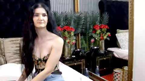 KendraBloom online show from December 2, 6:30 am