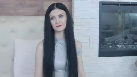 KendraBloom online show from April 4, 5:43 pm