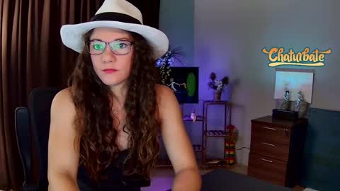 Kendra online show from November 27, 2:35 am