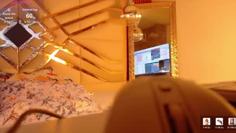 Kendra Foster online show from April 16, 2:56 am