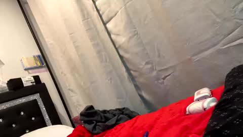 Snapshot of kendrakaps52 chatting on September 29, 4:01 pm kendrakaps52 online show from September 29, 4:01 pm