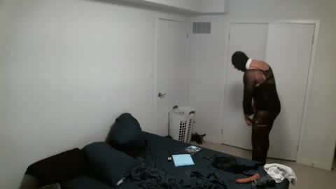 Snapshot of kendratoronto chatting on January 25, 11:54 pm kendratoronto online show from January 25, 11:54 pm