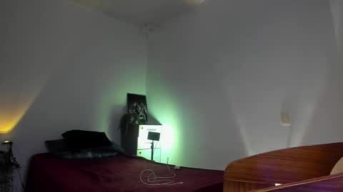 Snapshot of kendrik_brown chatting on October 17, 10:23 pm kendrick brown online show from October 17, 10:23 pm