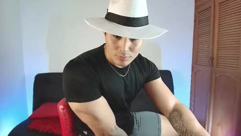 Snapshot of kenfit07 chatting on January 10, 3:36 pm kenfit07 online show from January 10, 3:36 pm