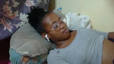 kenilange online show from January 5, 5:27 pm