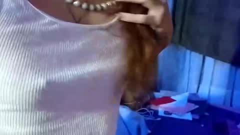 Snapshot of kenkenkenily chatting on November 27, 12:02 am kenkenkenily online show from November 27, 12:02 am