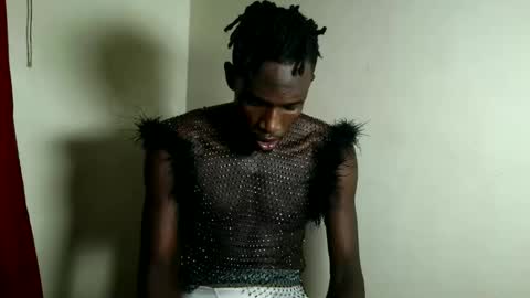 Kenia online show from December 17, 10:05 pm