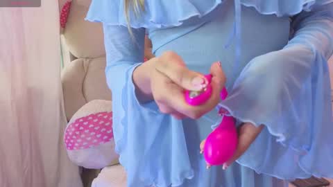 kenndal_tay online show from February 17, 7:09 pm