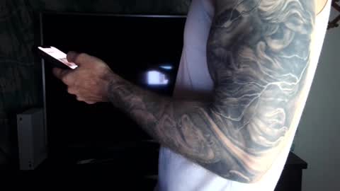 Snapshot of kennerfox77 chatting on December 2, 1:14 am Kennfox777 online show from December 2, 1:14 am