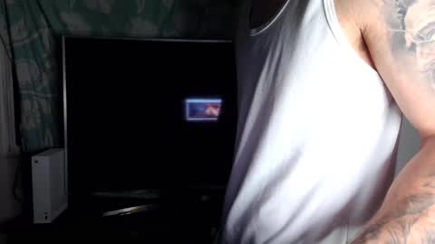 Snapshot of kennerfox77 chatting on December 7, 8:22 am Kennfox777 online show from December 7, 8:22 am