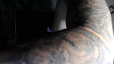 Snapshot of kennerfox77 chatting on December 8, 1:46 am Kennfox777 online show from December 8, 1:46 am