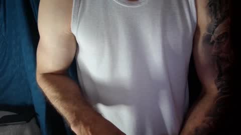 Snapshot of kennerfox77 chatting on December 20, 3:14 am Kennfox777 online show from December 20, 3:14 am