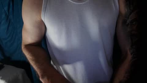 Snapshot of kennerfox77 chatting on December 20, 6:19 am Kennfox777 online show from December 20, 6:19 am