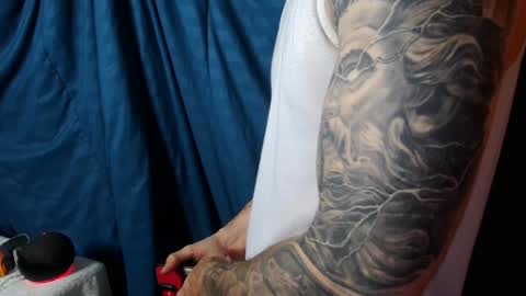 Snapshot of kennerfox77 chatting on December 25, 7:14 am Kennfox777 online show from December 25, 7:14 am