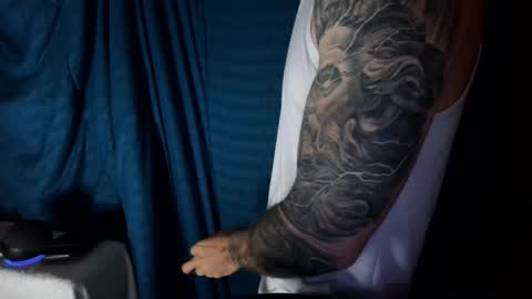 Snapshot of kennerfox77 chatting on December 31, 3:23 am Kennfox777 online show from December 31, 3:23 am