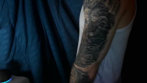 Snapshot of kennerfox77 chatting on January 1, 7:21 pm Kennfox777 online show from January 1, 7:21 pm