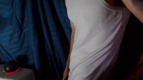 Snapshot of kennerfox77 chatting on January 4, 12:37 am Kennfox777 online show from January 4, 12:37 am