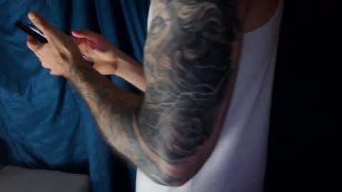 Snapshot of kennerfox77 chatting on January 6, 3:20 am Kennfox777 online show from January 6, 3:20 am