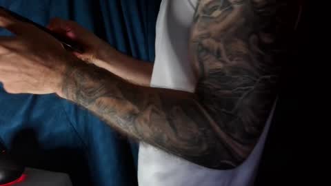 Snapshot of kennerfox77 chatting on January 9, 6:48 am Kennfox777 online show from January 9, 6:48 am