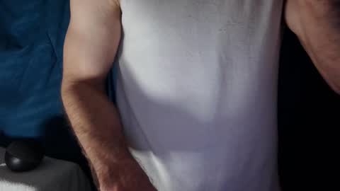 Snapshot of kennerfox77 chatting on January 18, 3:42 am Kennfox777 online show from January 18, 3:42 am