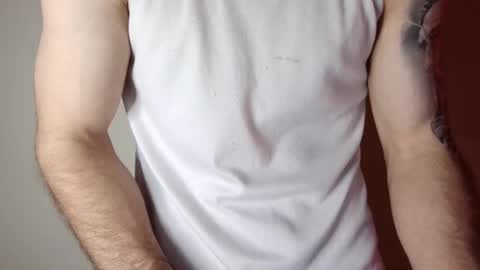 Snapshot of kennerfox77 chatting on February 23, 6:23 pm Kennfox777 online show from February 23, 6:23 pm