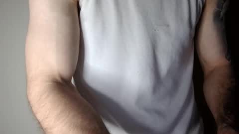 Snapshot of kennerfox77 chatting on February 25, 12:03 am Kennfox777 online show from February 25, 12:03 am