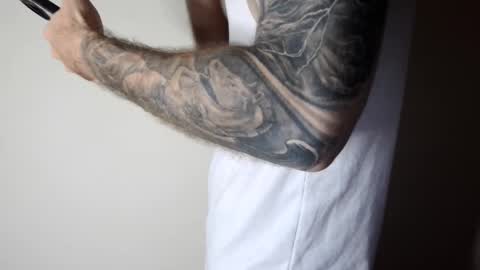 Snapshot of kennerfox77 chatting on March 1, 1:32 am Kennfox777 online show from March 1, 1:32 am