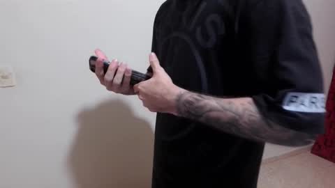 Snapshot of kennerfox77 chatting on December 4, 1:48 am Kennfox777 online show from December 4, 1:48 am