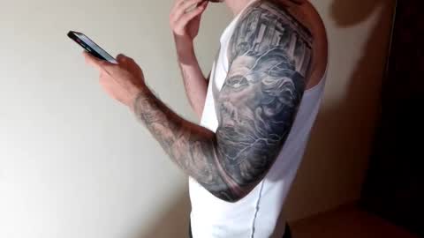 Snapshot of kennerfox77 chatting on December 17, 7:03 am Kennfox777 online show from December 17, 7:03 am