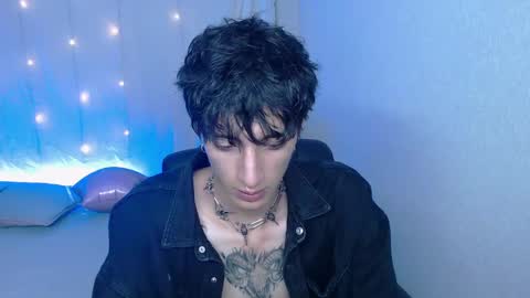 Snapshot of kenny__hot chatting on December 13, 5:10 pm kenny online show from December 13, 5:10 pm