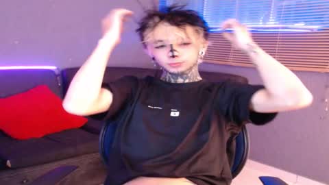 kenny online show from November 25, 3:12 pm