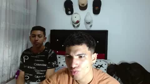 Snapshot of kenny_boys chatting on June 21, 4:04 am ANDRE JIIMZ DZ online show from June 21, 4:04 am