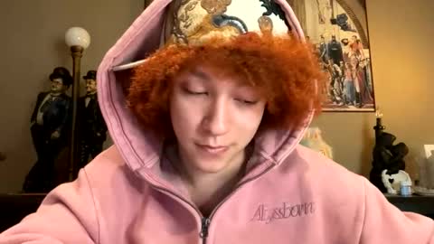 Snapshot of kenny_brahms chatting on February 10, 1:32 am kenny bb online show from February 10, 1:32 am