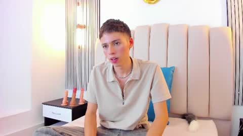 kenny_hank online show from July 13, 3:53 am