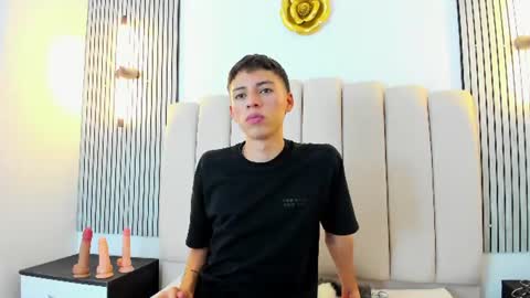 kenny_hank online show from July 21, 11:51 pm