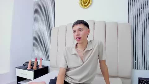 kenny_hank online show from July 27, 3:46 am
